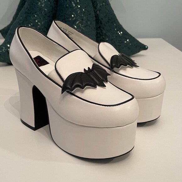 Strange Cvlt Shoes - Strange Cvlt Banshee Platform Loafers in Bat White, Size 6
